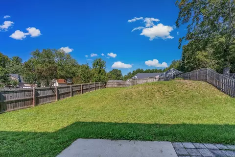 Exterior - 511 Smoothstone Dr, Duncan, SC 29334 photo 5 of 9