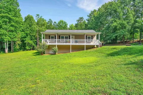 1095 E Prince Rd, Landrum, SC 29356