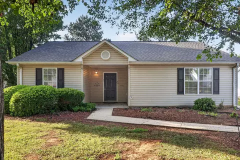 526 Lavendula St, Spartanburg, SC 29301