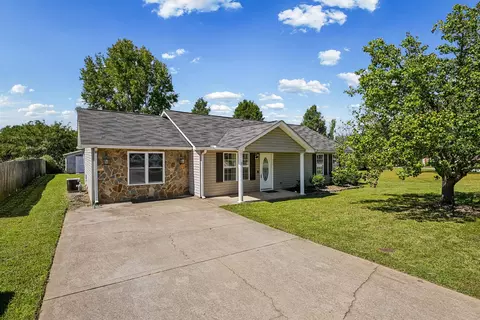 800 Very Fine Dr, Fountain Inn, SC 29644