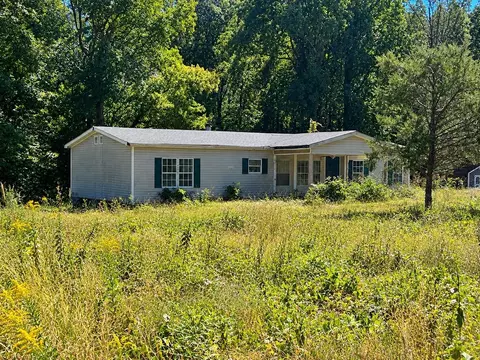 530 Wilkins Ford Rd, Inman, SC 29349