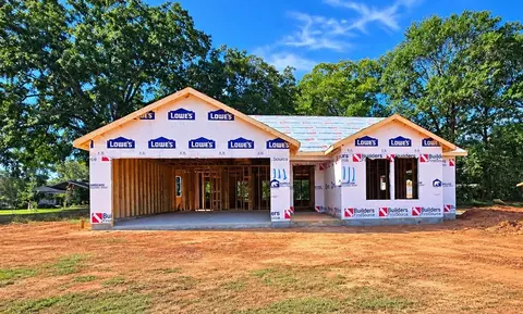 111 Allison St, Cowpens, SC 29330