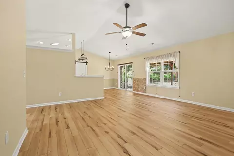 Living - 744 White Cloud Dr, Lyman, SC 29365 photo 2 of 4