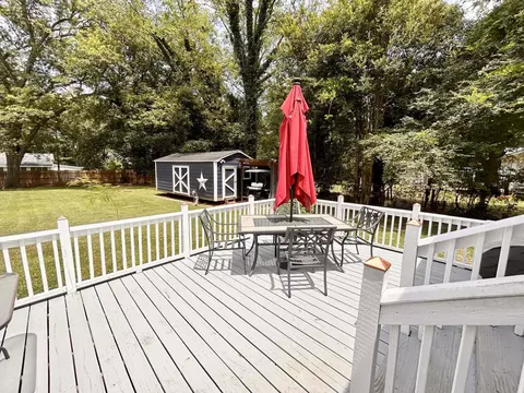 Exterior - 401 E Rutledge Ave, Gaffney, SC 29340 photo 6 of 9