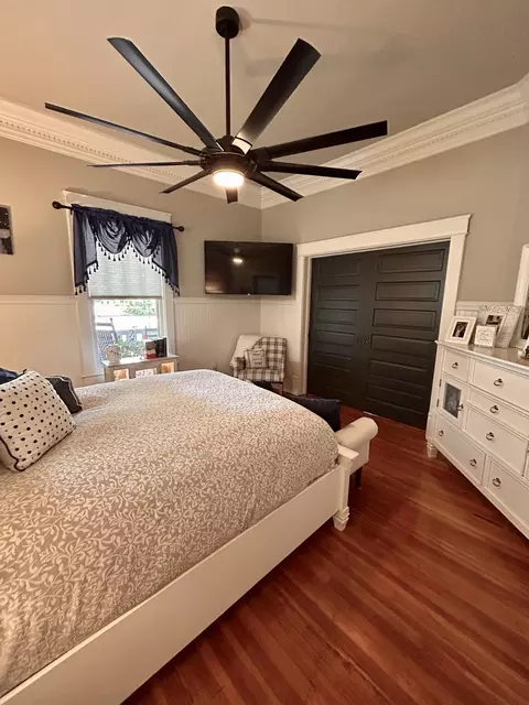 Bedroom - 401 E Rutledge Ave, Gaffney, SC 29340 photo 4 of 5