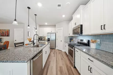Kitchen - 120 Marshfield Trl, Simpsonville, SC 29680 photo 2 of 3