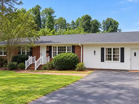 2068 Washington Rd, Spartanburg, SC 29302