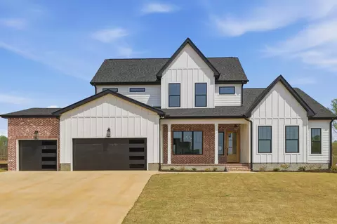 4004 Hollybank Dr, Spartanburg, SC 29303