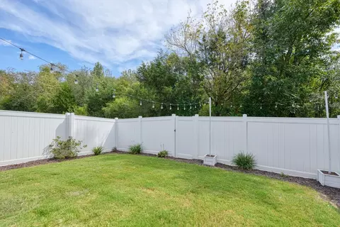 Exterior - 1039 Millison Pl, Moore, SC 29369 photo 5 of 7