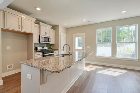 Kitchen - 1039 Millison Pl, Moore, SC 29369 photo 1 of 1