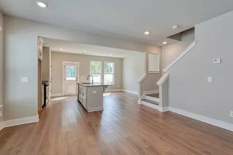Living - 1039 Millison Pl, Moore, SC 29369 photo 4 of 5