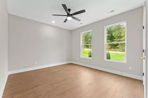 Bedroom - 202 Fraley Dr, Inman, SC 29349 photo 3 of 11