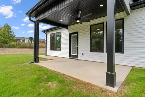 Exterior - 202 Fraley Dr, Inman, SC 29349 photo 5 of 8