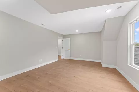 Bedroom - 202 Fraley Dr, Inman, SC 29349 photo 9 of 11