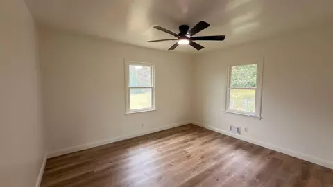 Bedroom - 926 E Main St, Duncan, SC 29334 photo 5 of 9