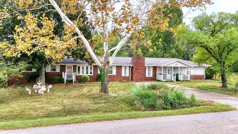 70 Snowmill Rd, Woodruff, SC 29388