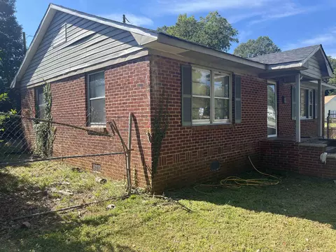 Exterior - 100 Sunset Dr, Gaffney, SC 29340 photo 2 of 5