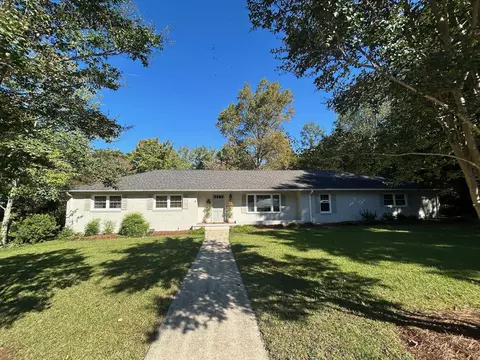 284 Henderson Rd, Greenville, SC 29607