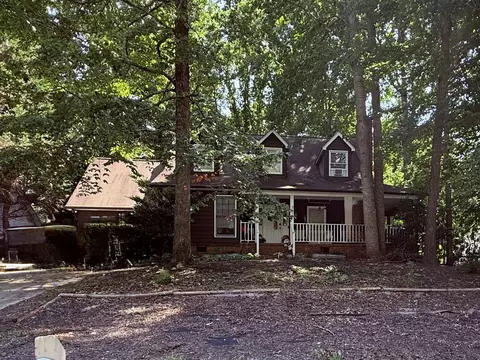 227 Hunters Woods Dr, Simpsonville, SC 29680