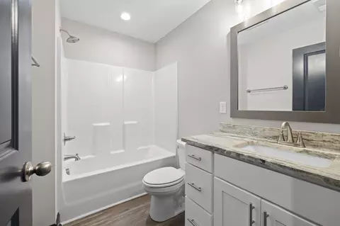 Bath - 593 Fairfield St, Chesnee, SC 29323 photo 2 of 3