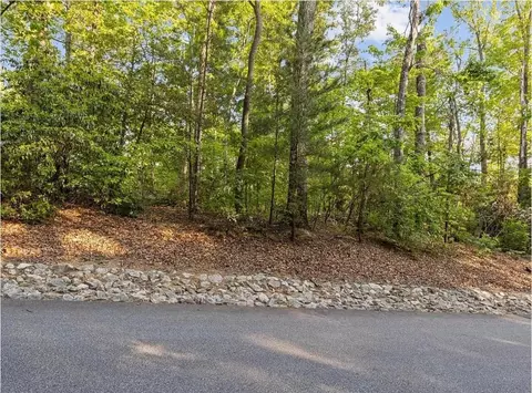 5 Rhone Valley Cir, Travelers Rest, SC 29690