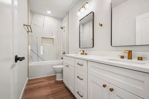 Bath - 221 Moore Rd, Liberty, SC 29657 photo 4 of 5