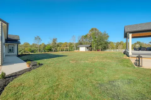 Exterior - 369 Beason Rd, Gaffney, SC 29341 photo 6 of 7