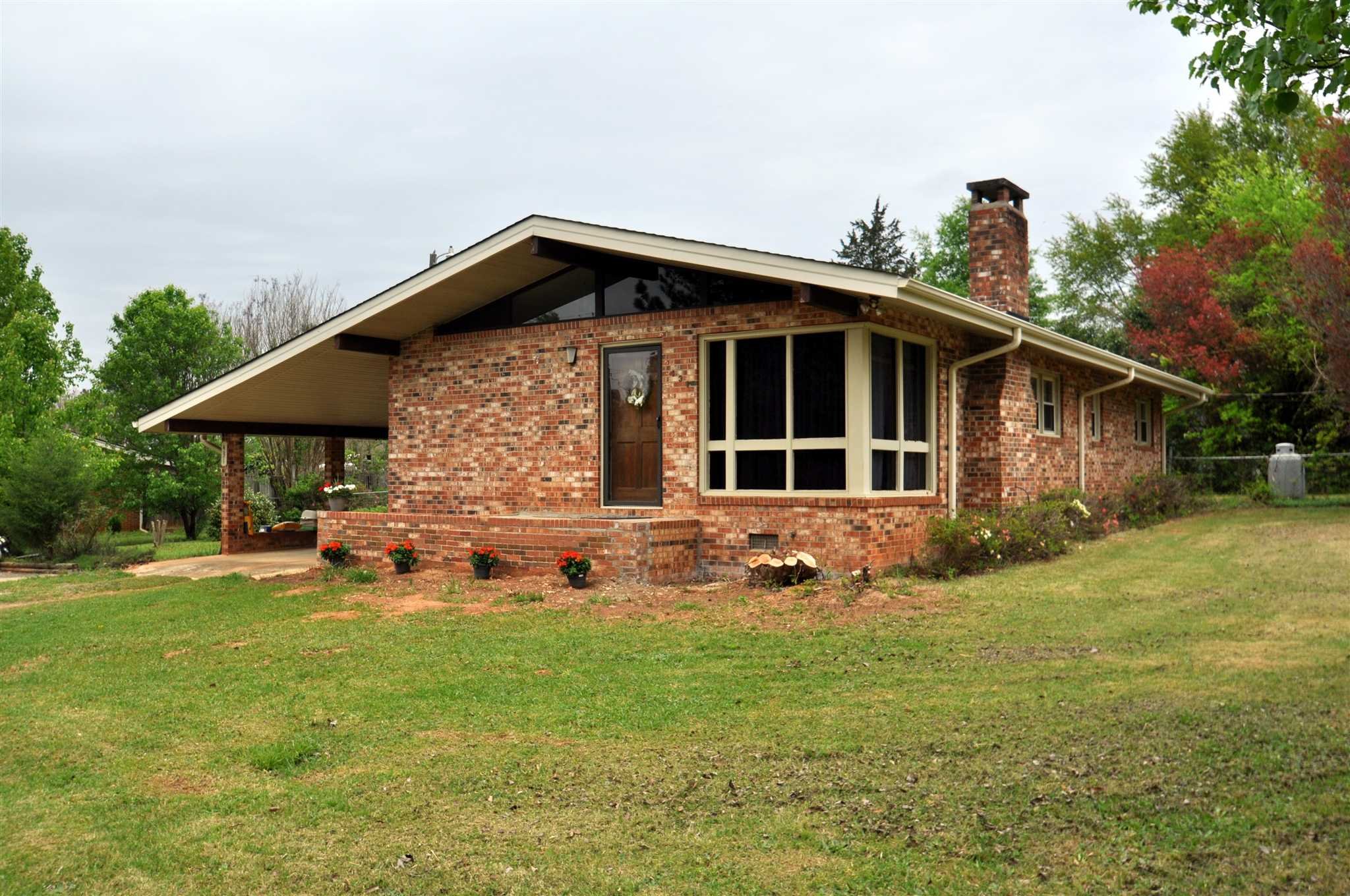 431 Circle Dr, Prosperity, SC 29127 photo 1
