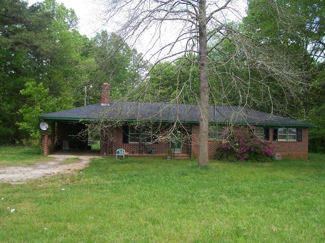 1686 Mudlick Rd, Silverstreet, SC 29145