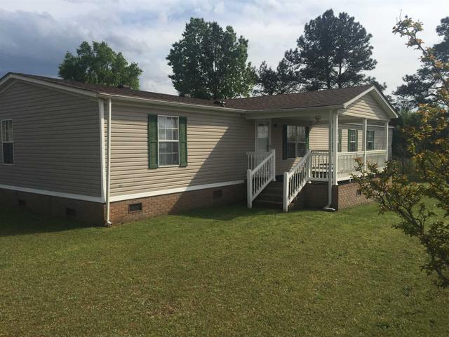 92 Old Higgins Ferry Rd, Silverstreet, SC 29145