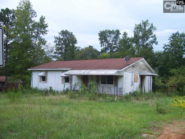 285 Green Acres Ln, Silverstreet, SC 29145