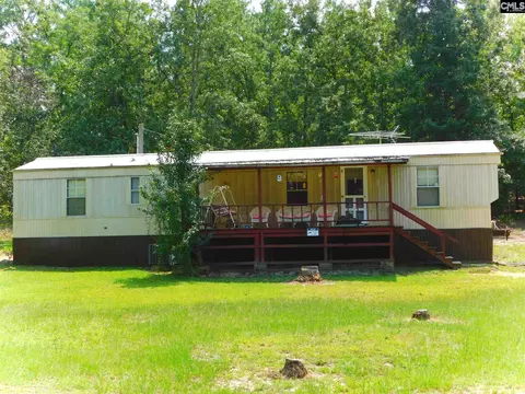 539 W Hampton St, Leesville, SC 29070 photo 1
