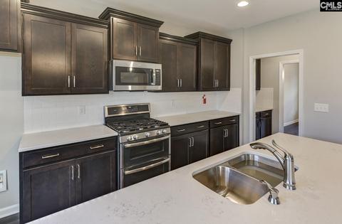 831 Queenshire Ln, Elgin, SC 29045 photo 9