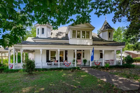 439 E Columbia Ave, Leesville, SC 29070 photo 1