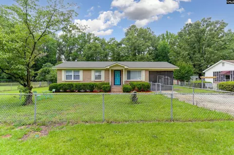 2614 Brookcliff Rd, Cayce, SC 29033 photo 1