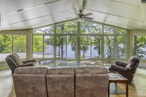 301 Oak Cir, Leesville, SC 29070 photo 1