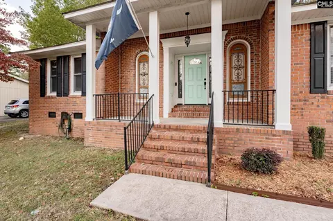 102 Longleaf Dr, Cayce, SC 29033 photo 1