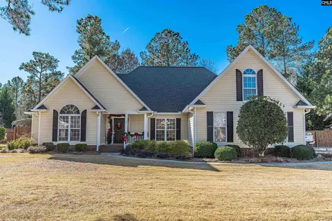 130 Falling Leaf Ln, Elgin, SC 29045 photo 1