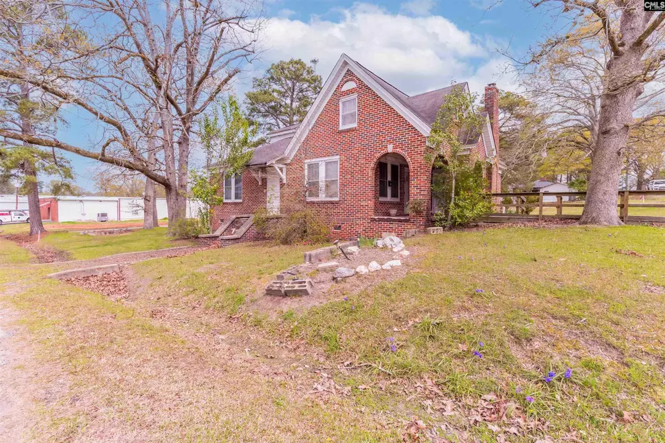 304 W Highland St, Saluda, SC 29138 31 Photos Movoto