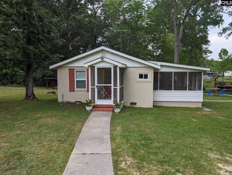 107 Bluegill Loop, Saluda, SC 29138 photo 1