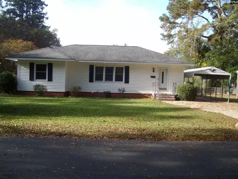 716 Eskridge Dr, Cheraw, SC 29520 photo 1