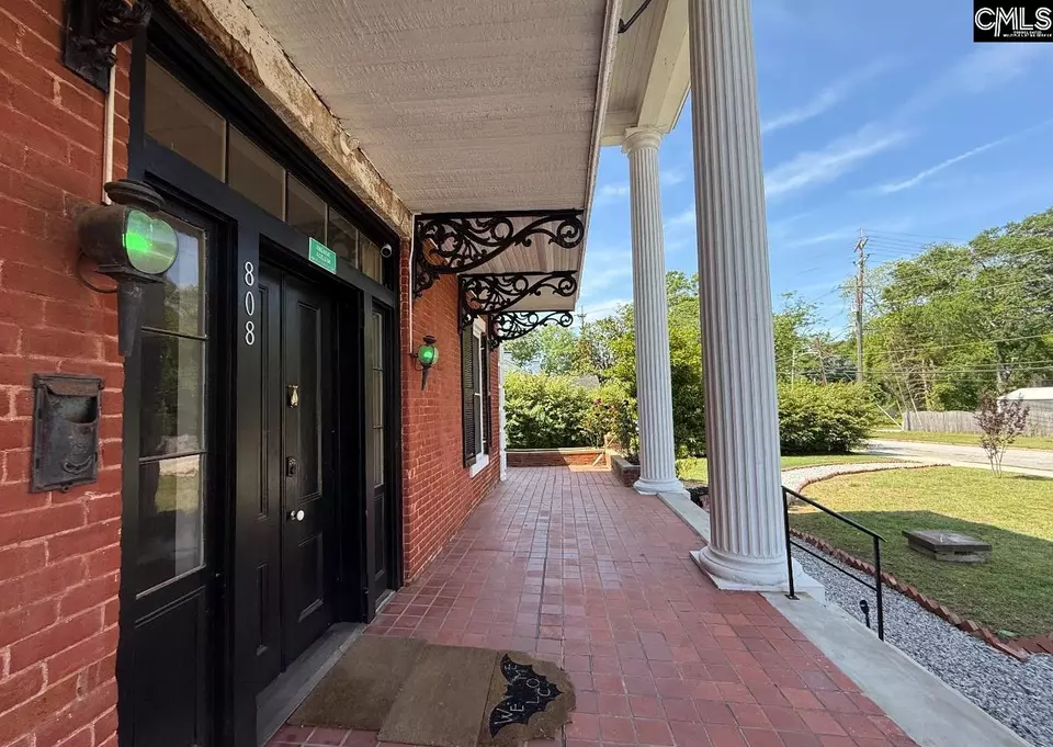 Exterior - 808 Boundary St, Newberry, SC 29108 photo 6 of 9