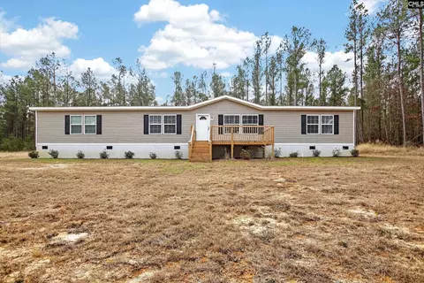 812 White Pond Rd, Williston, SC 29853