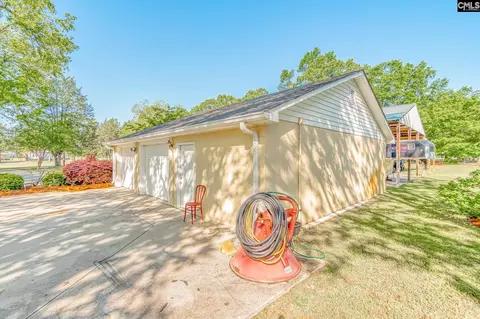 Exterior - 232 Boulware Rd, Lugoff, SC 29078 photo 5 of 13
