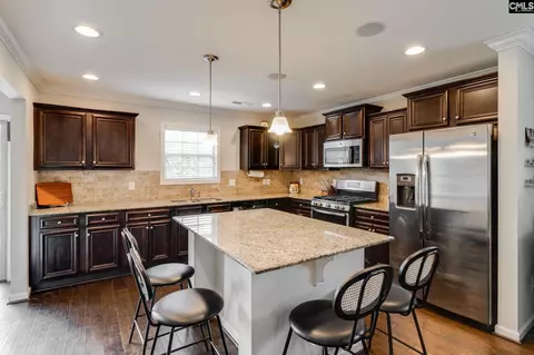 637 Kimpton Dr, Columbia, SC 29223