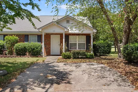 106 Colonial Commons Ln, Columbia, SC 29209