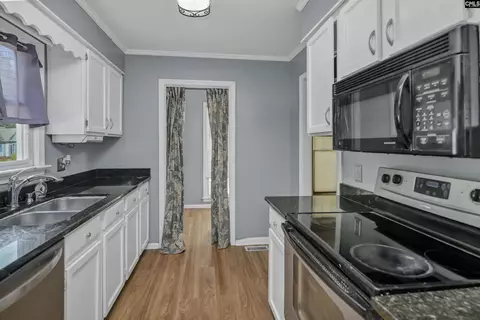 Kitchen - 2 Forest Trace Ct, Forest Acres, SC 29204 photo 1 of 3