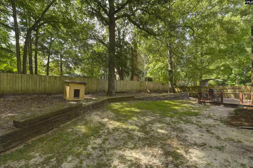 Exterior - 2 Forest Trace Ct, Forest Acres, SC 29204 photo 7 of 12