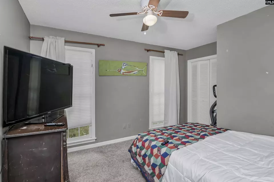 Bedroom - 2 Forest Trace Ct, Forest Acres, SC 29204 photo 3 of 8