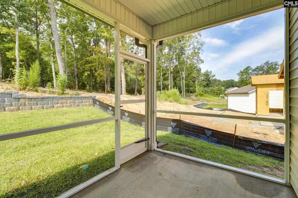 Exterior - 667 Carters Grove Ln, Blythewood, SC 29016 photo 3 of 16